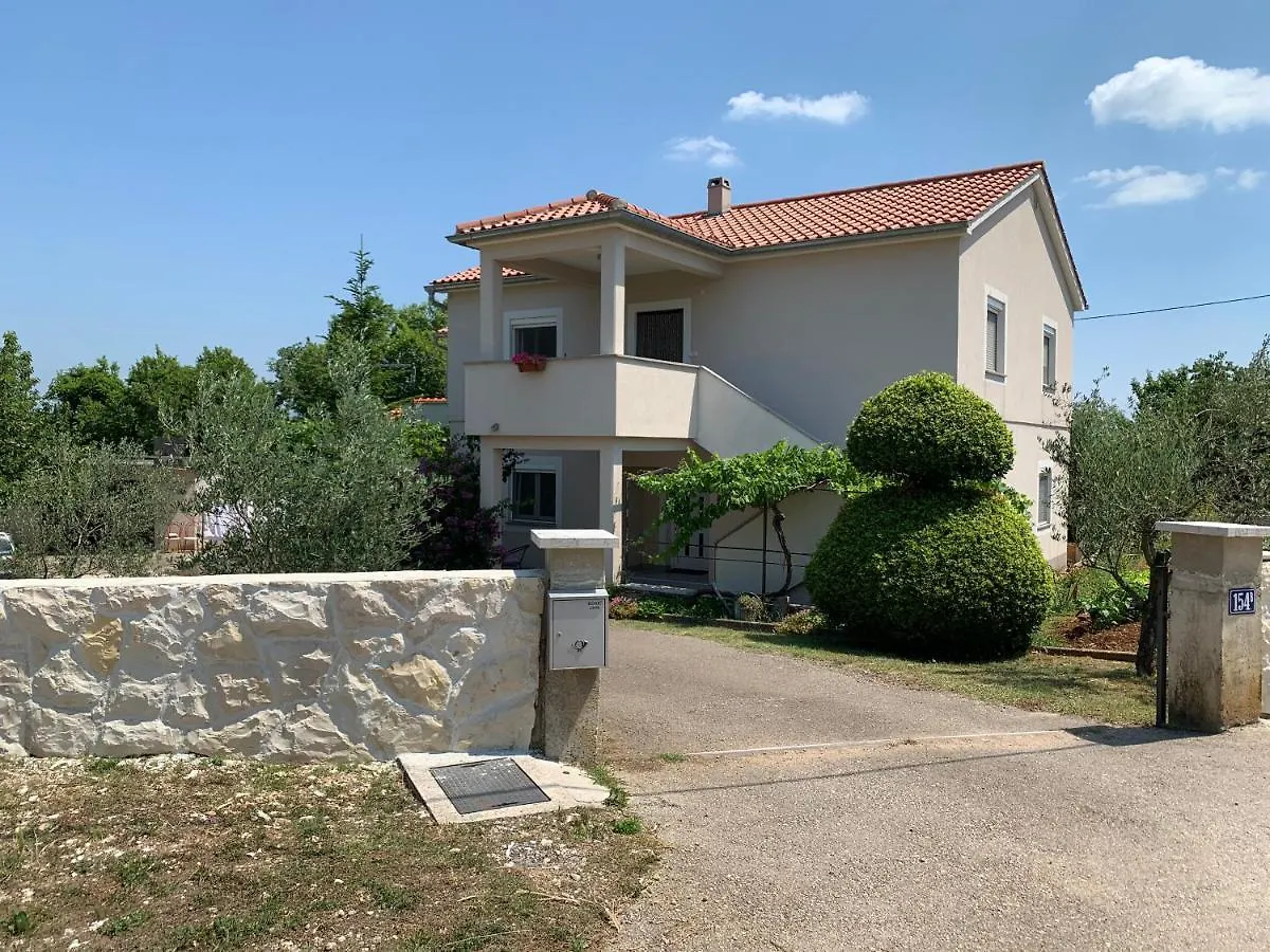 New Apartment Ema II Vrh  Croatia