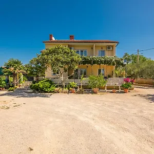 Gasthof Valentino, Vrh (Krk)