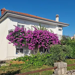 Apartment Sostaric, Vrh (Krk)