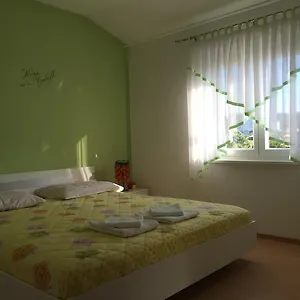 Apartment Kukuruzovic, Vrh (Krk)